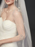 David's Bridal Size 120" VL8218 Ivory Veil