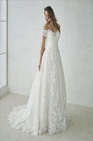 W1 White One Size 14 Fabiana Off White Gown