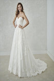 W1 White One Size 16 Fabiela Off White Gown