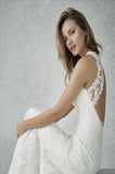 W1 White One Size 6 Farnes Off White Gown