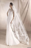 W1 White One Size 8 Saturn Off White Gown