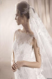 W1 White One Size 8 Saturn Off White Gown